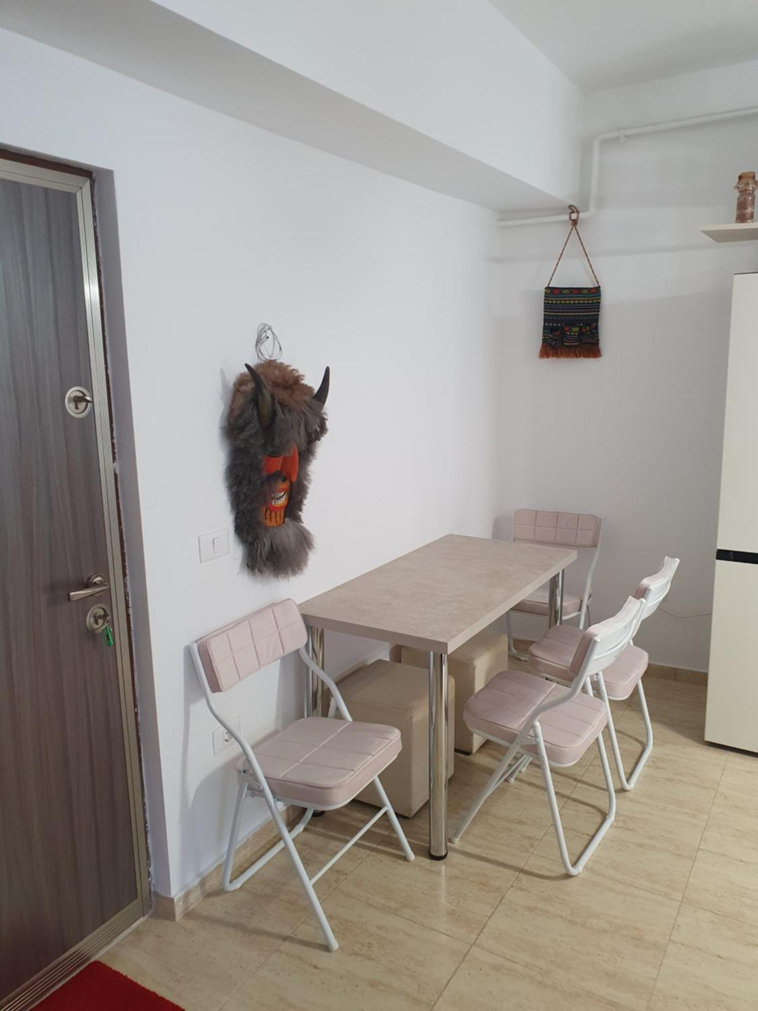 Apartament Castelul Bran Ramnicu Valcea Exterior foto